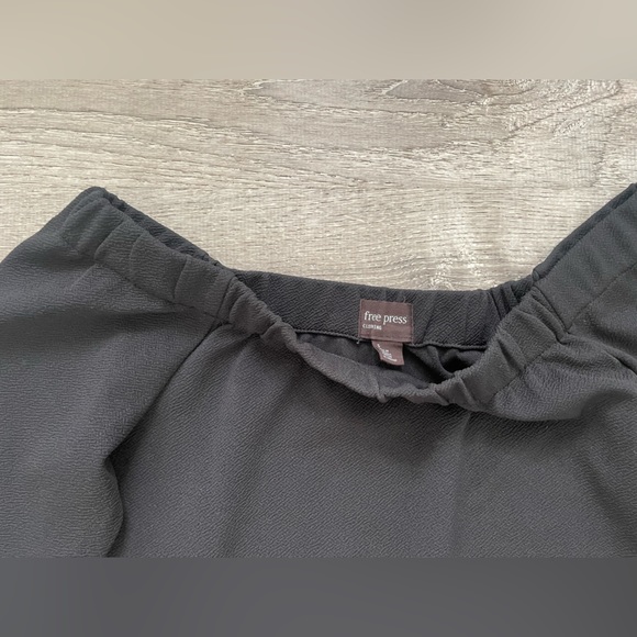 Off the shoulder black Free Press blouse - Picture 2 of 4